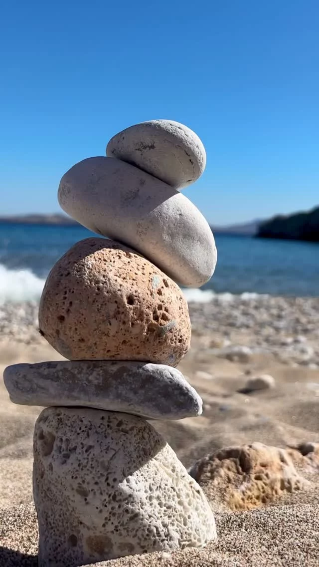 Stone turrets Sunday

Another way of meditating 

#iousía #retreats #stoneturret #sundayvibe #stenentorentjes